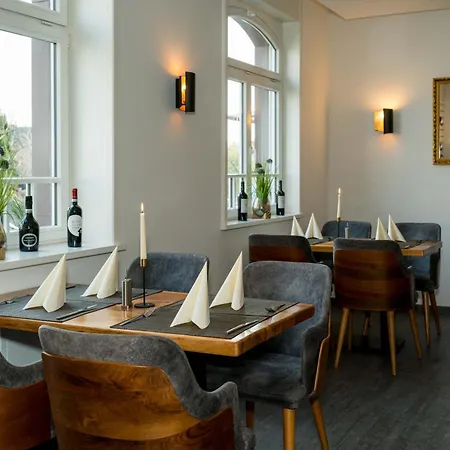 Roca Restaurant Und Hotel