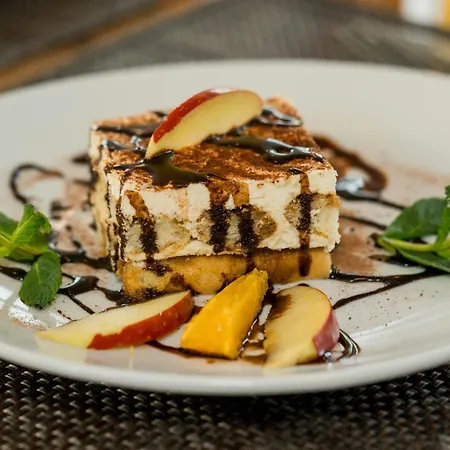 Roca Restaurant Und Hotel *