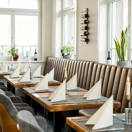 Roca Restaurant Und Hotel