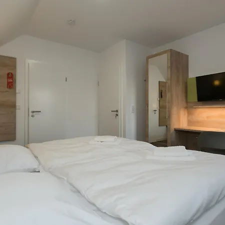 Roca Restaurant Und Hotel