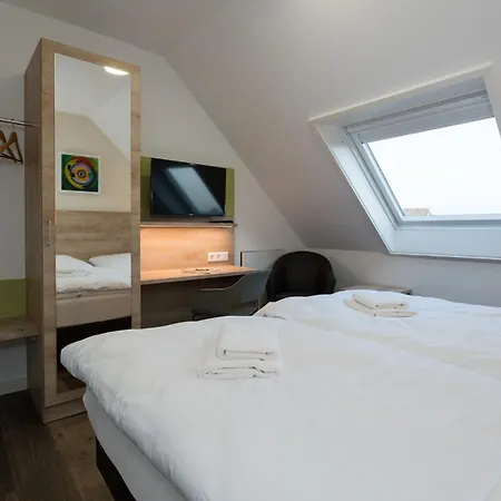 Hotel Roca Restaurant Und *