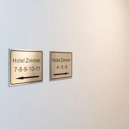 Roca Restaurant Und فندق