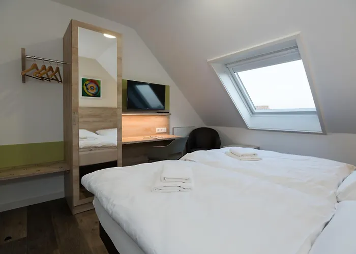 Hotel Roca Restaurant Und *