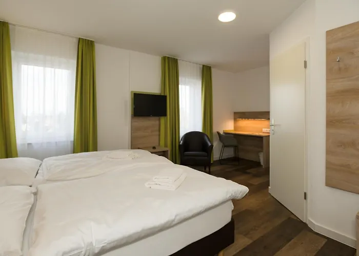 Hotel Roca Restaurant Und *